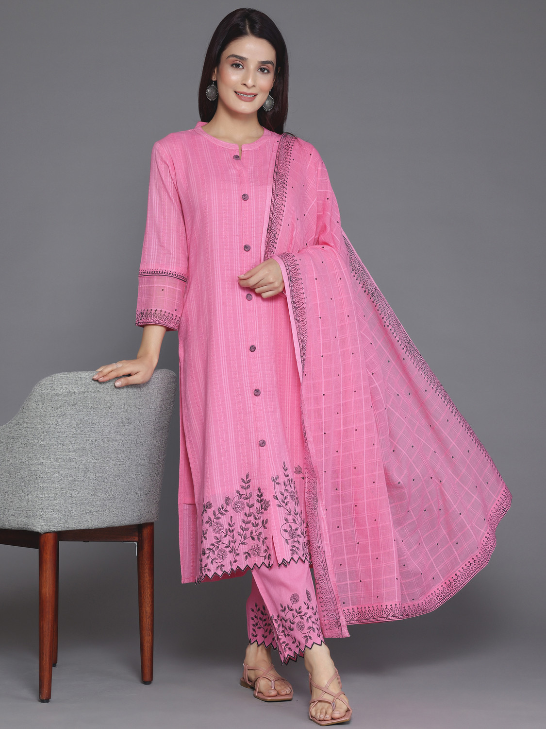 Image of LIBAS Women Kurta Pant Dupatta Set