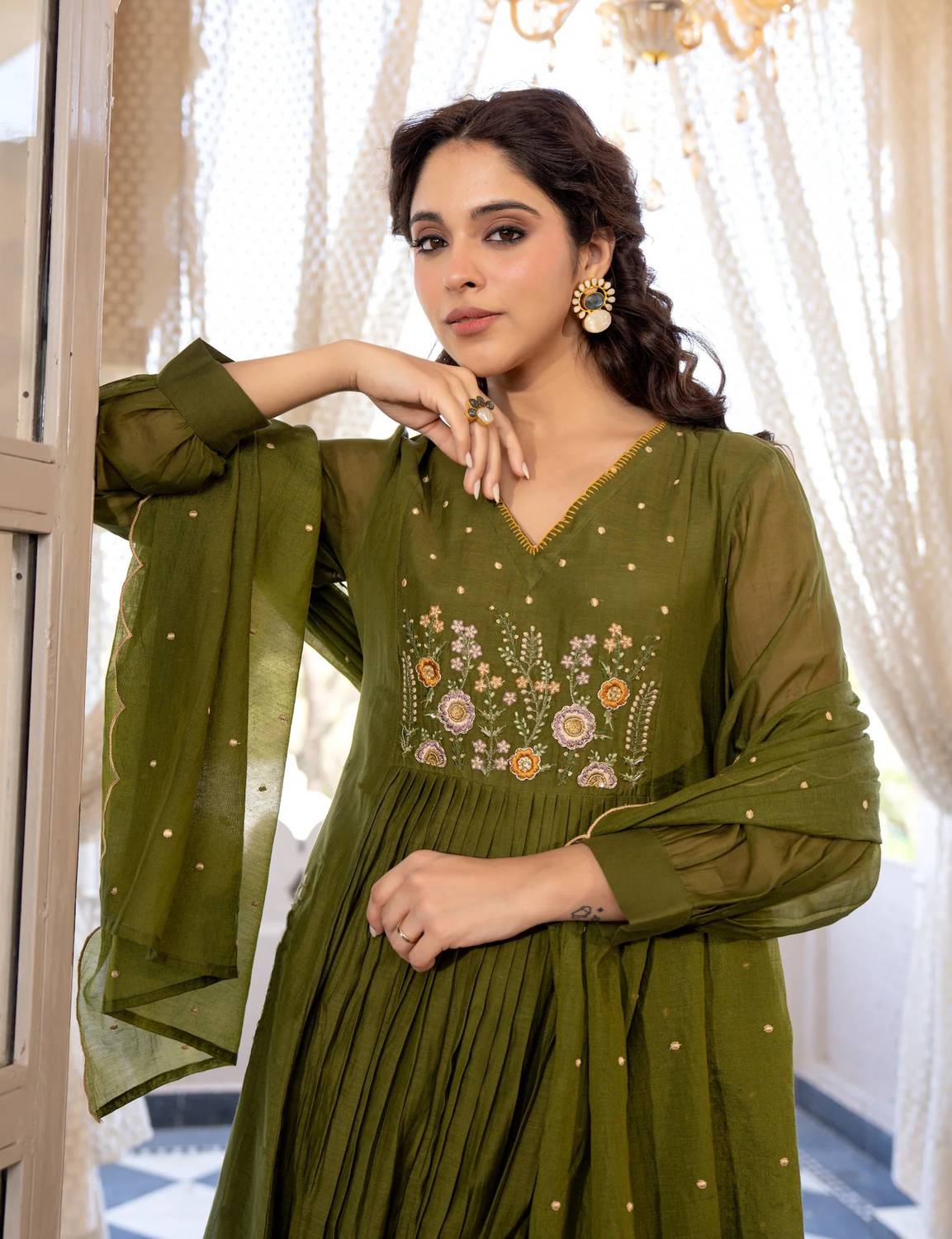 Klosia Women Kurta Pant Dupatta Set - Image 4