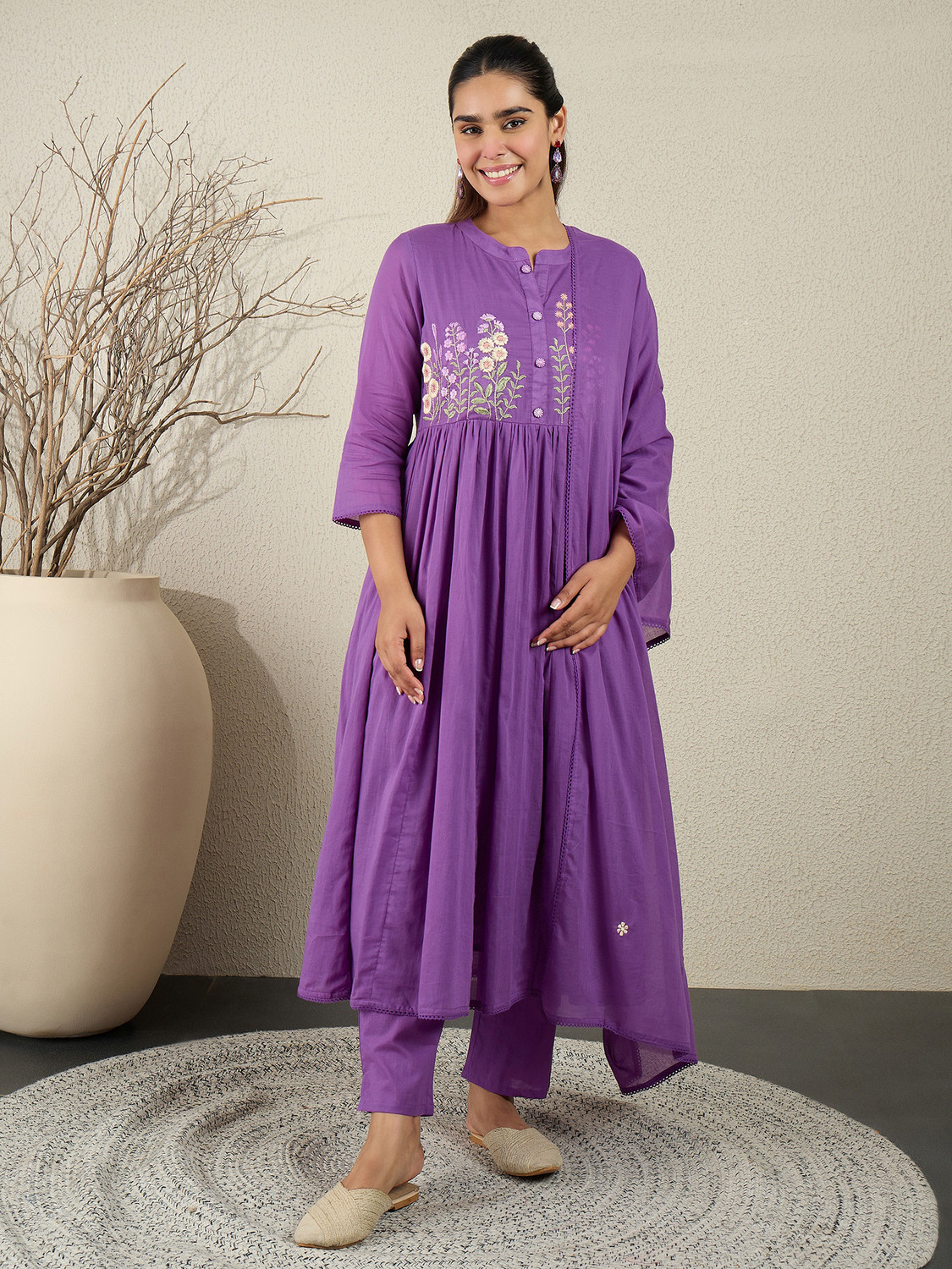 Image of Indo Era Women Kurta Pant Dupatta Set