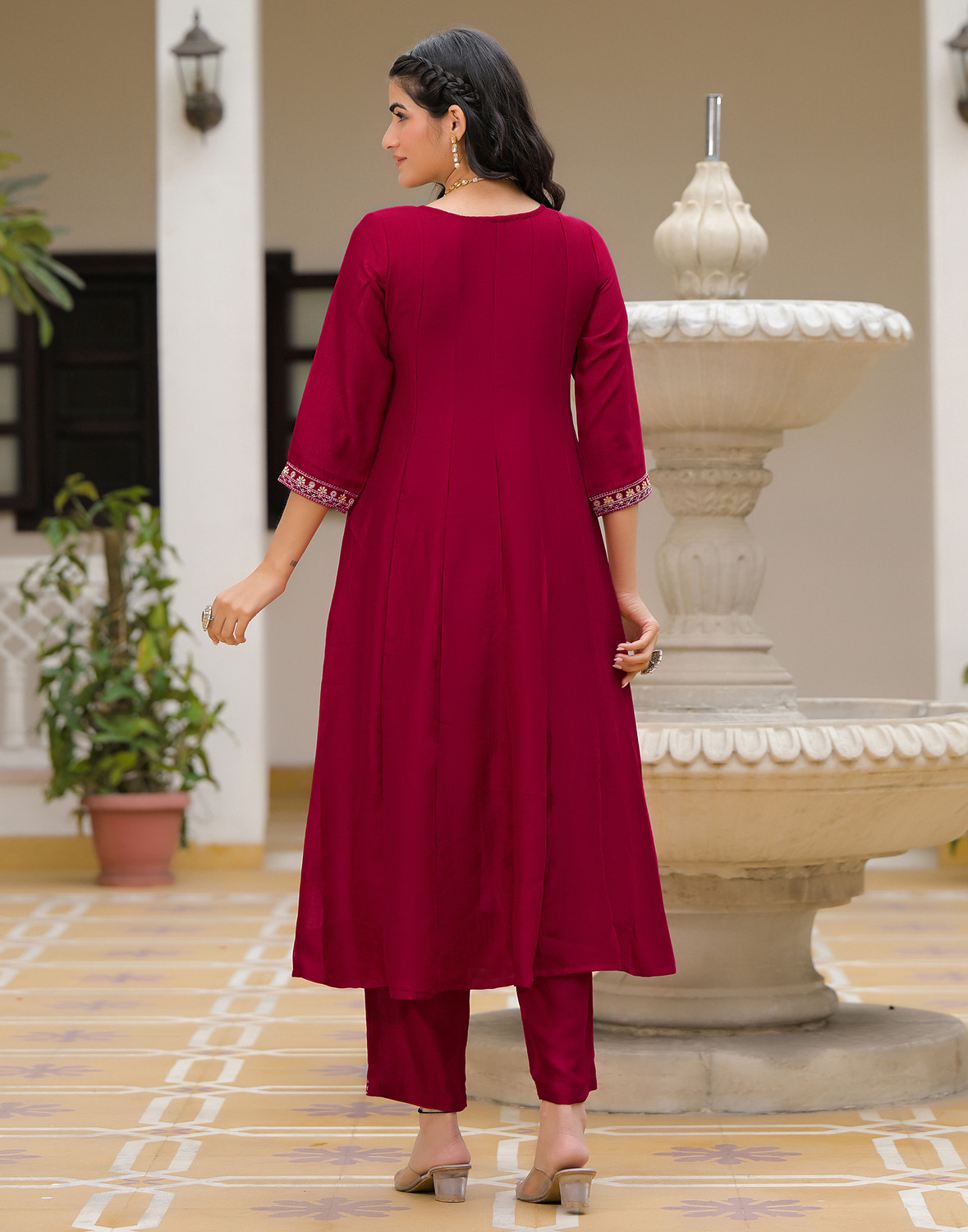 Image of Skylee Women Kurta Pant Dupatta Set
