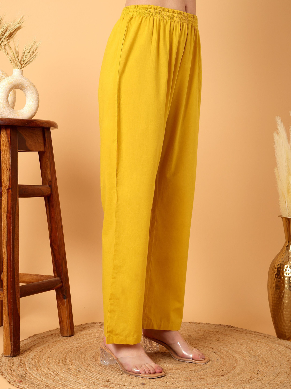 Image of Taranjal Women Kurti Pant Dupatta Set