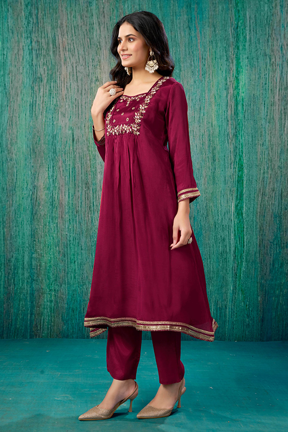 Image of Peachmode Women Kurta Pant Dupatta Set