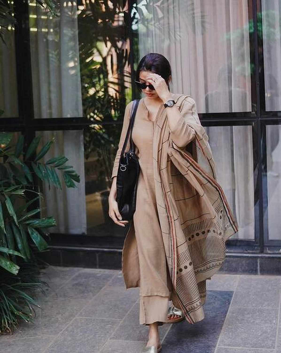Image of PILUDI HOUSE Solid Kurta, Salwar & Dupatta Set