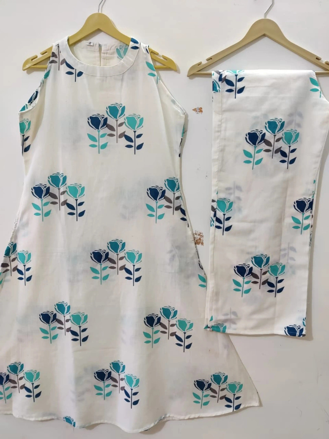 Image of BILVAPATRA Women Kurta Palazzo Set