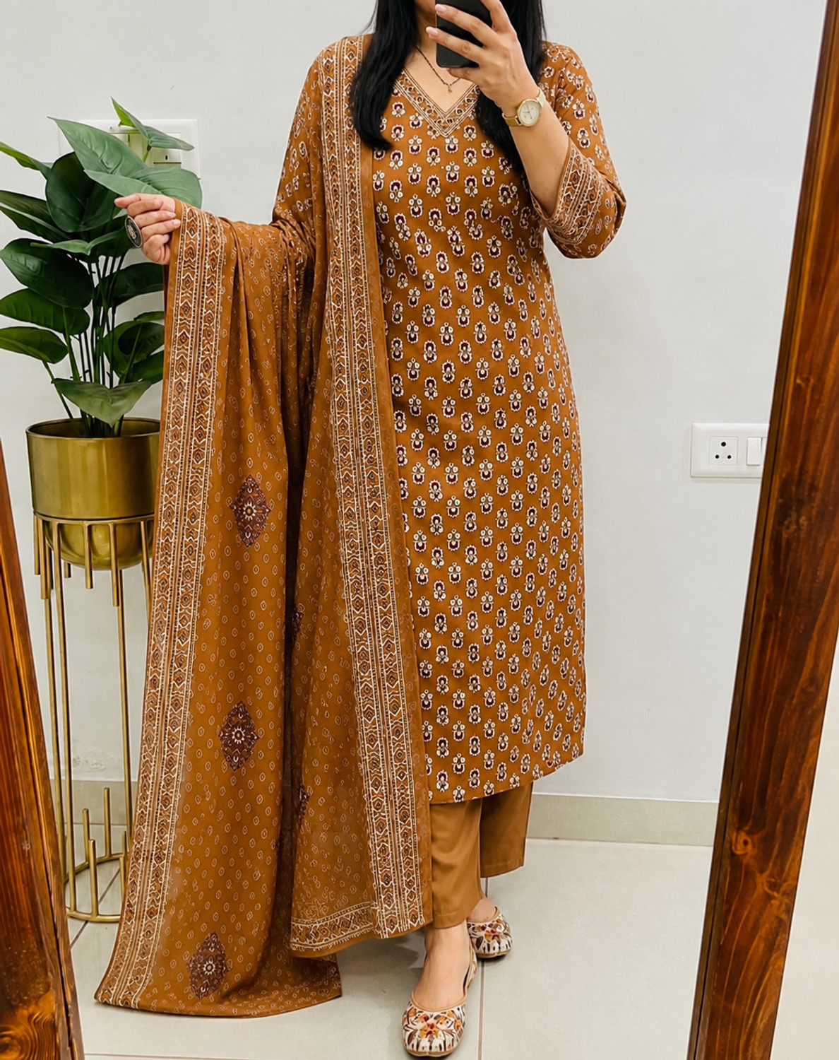 Image of Renkit Women Kurti Pant Dupatta Set