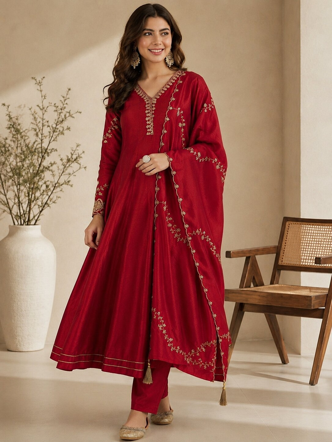 Image of OMICRON FAB Women Silk Blend Kurta Pant Dupatta Set