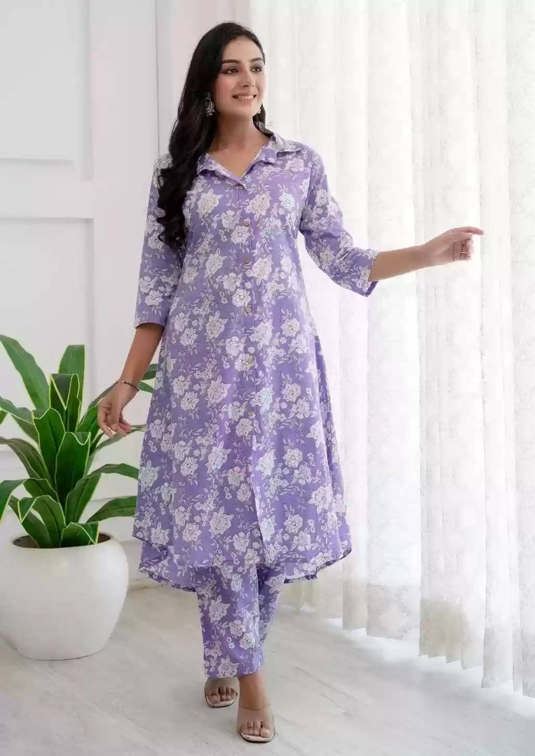 ANNU PARIDHAN Women Floral Print Viscose Rayon Straight Kurta (Pu