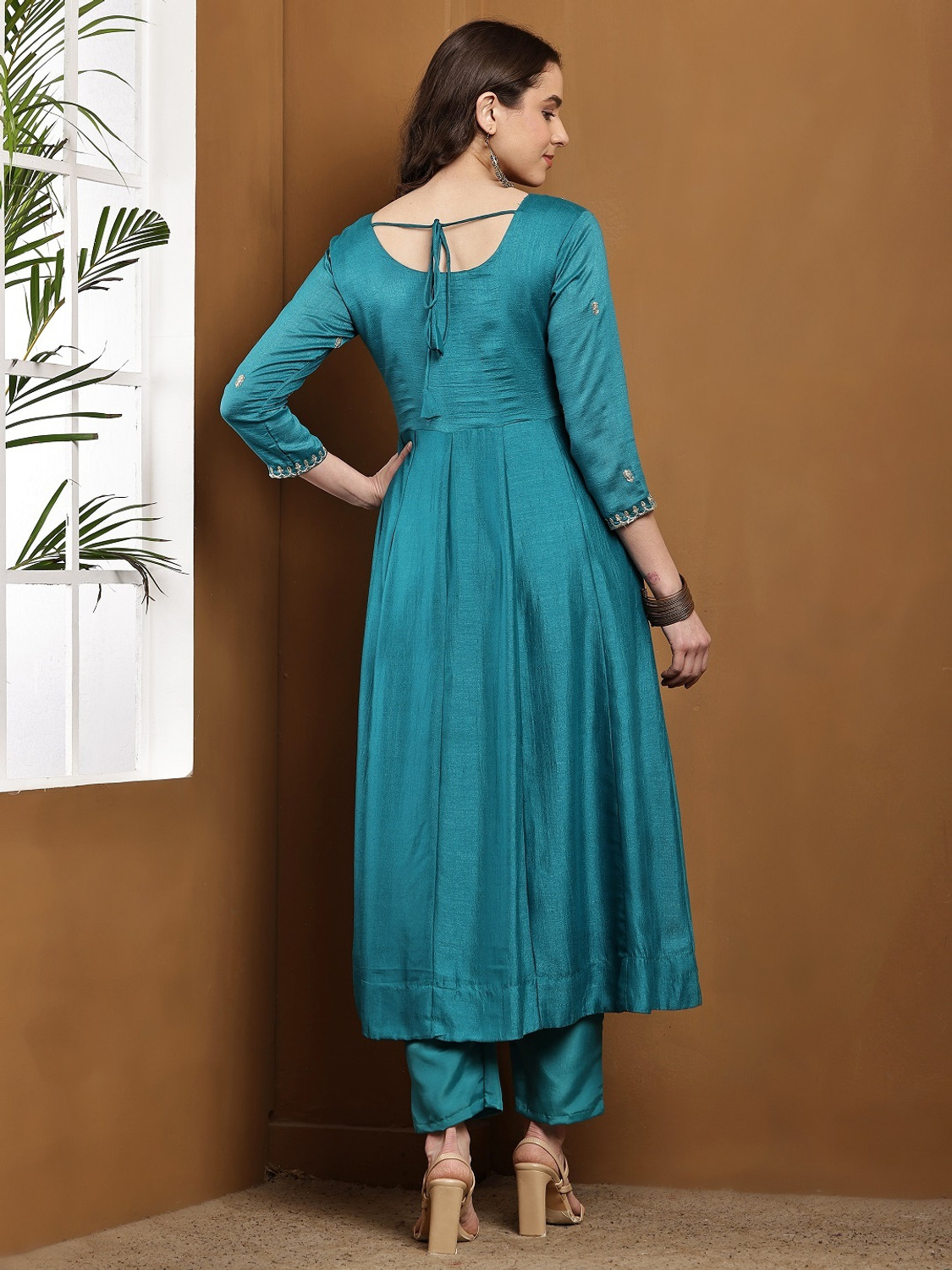 Image of dharmkunj Women Kurta Pant Dupatta Set