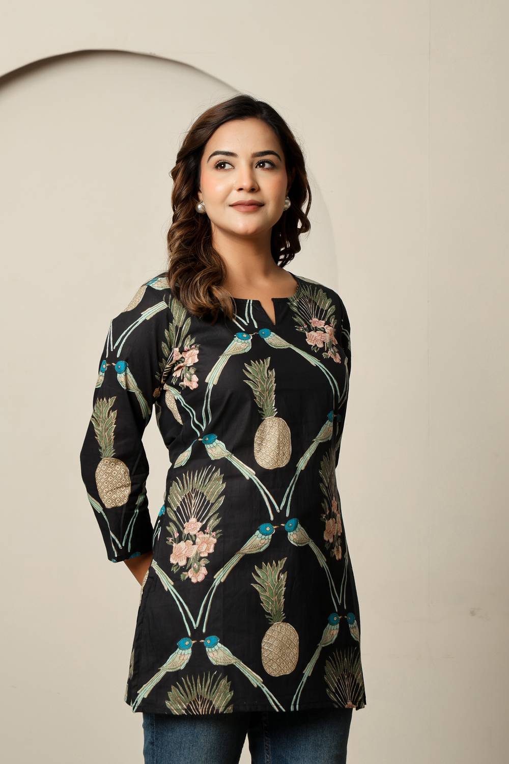 El Cielo Women Printed Cotton Blend Straight Kurta (Black)