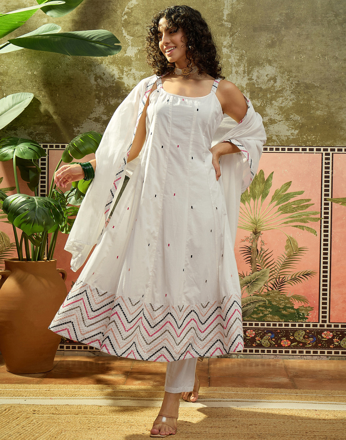 Image of Skylee Women Kurta Pant Dupatta Set