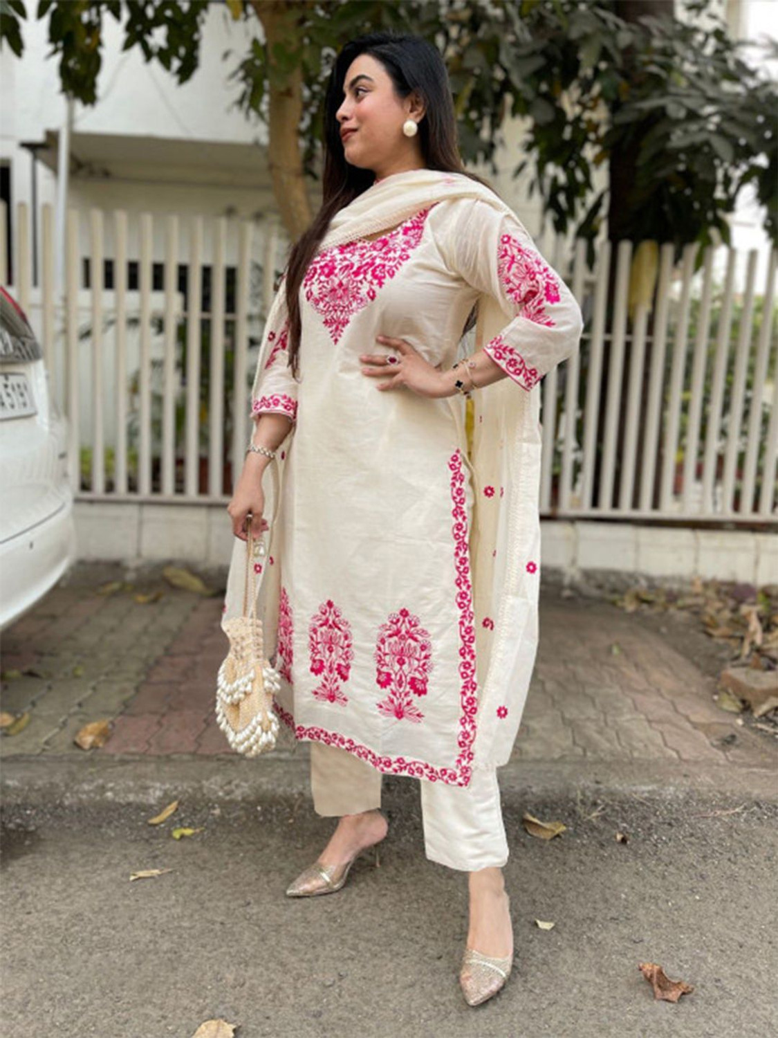 Image of Divastri Women Kurti Pant Dupatta Set