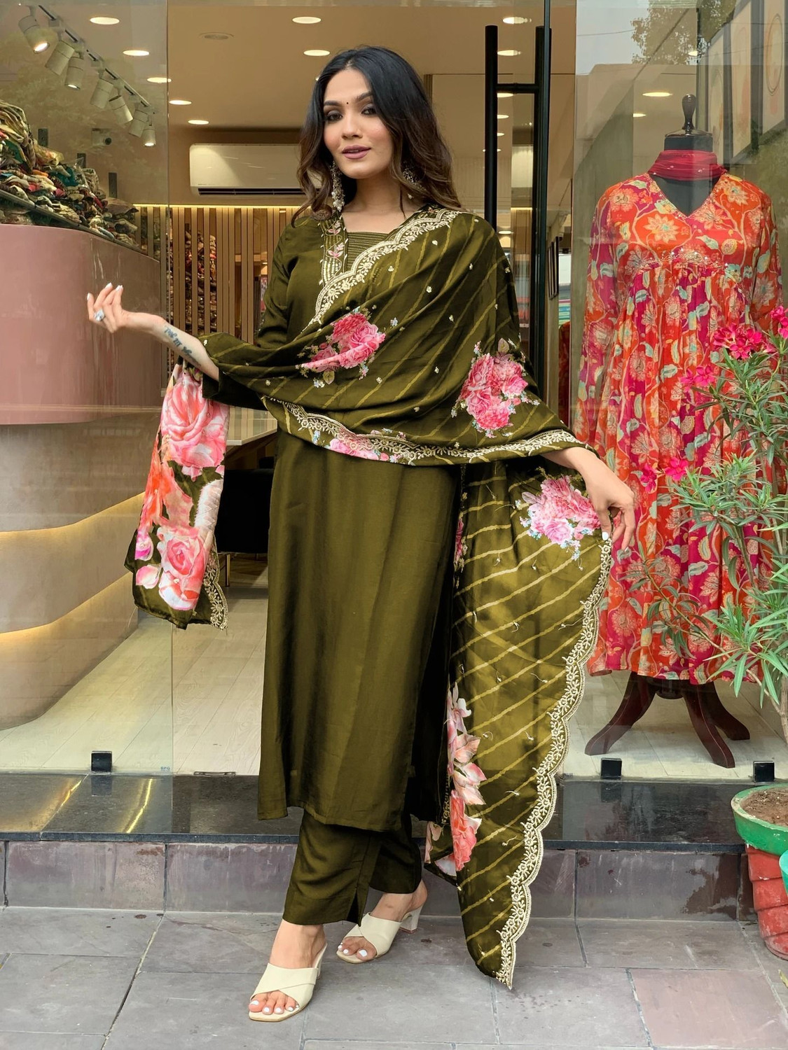 Image of Pink She Women Kurta Pant Dupatta Set