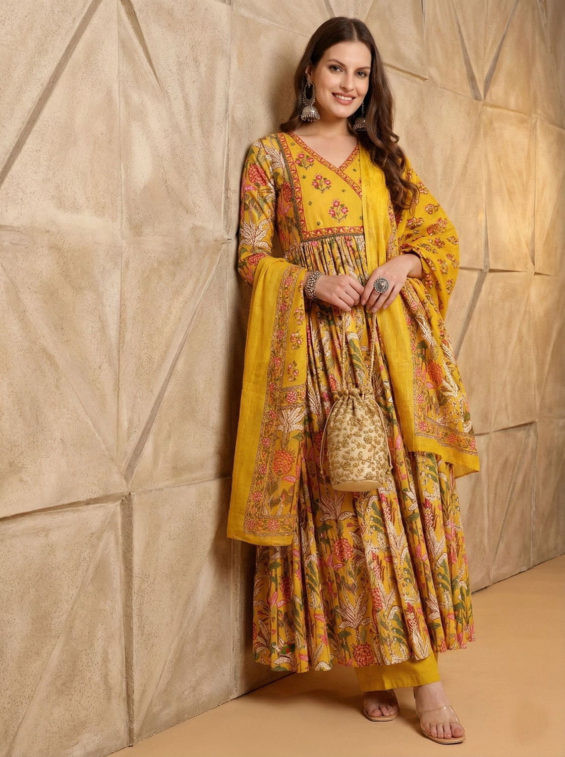 Image of Taranjal Women Kurti Pant Dupatta Set