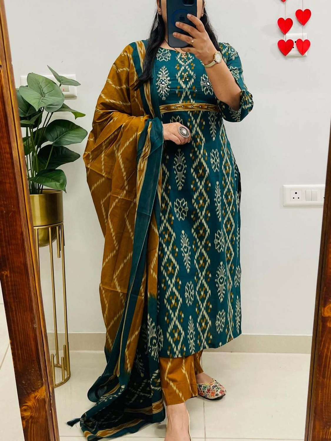 Image of LAJHAB Women Kurta Pant Dupatta Set