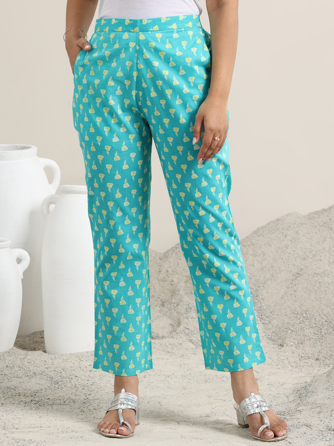 Image of LIBAS Women Kurta Pant Dupatta Set