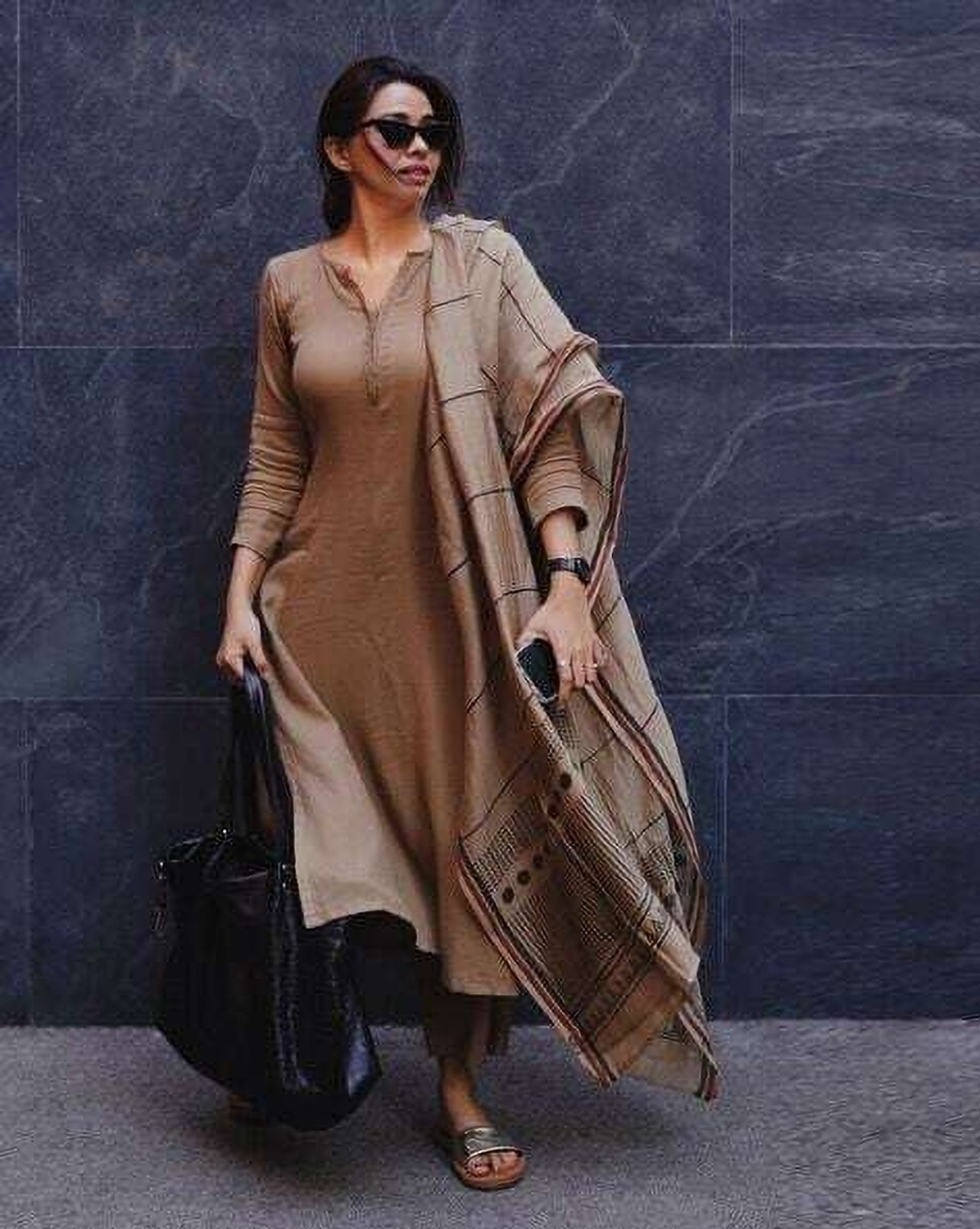 Image of PILUDI HOUSE Solid Kurta, Salwar & Dupatta Set