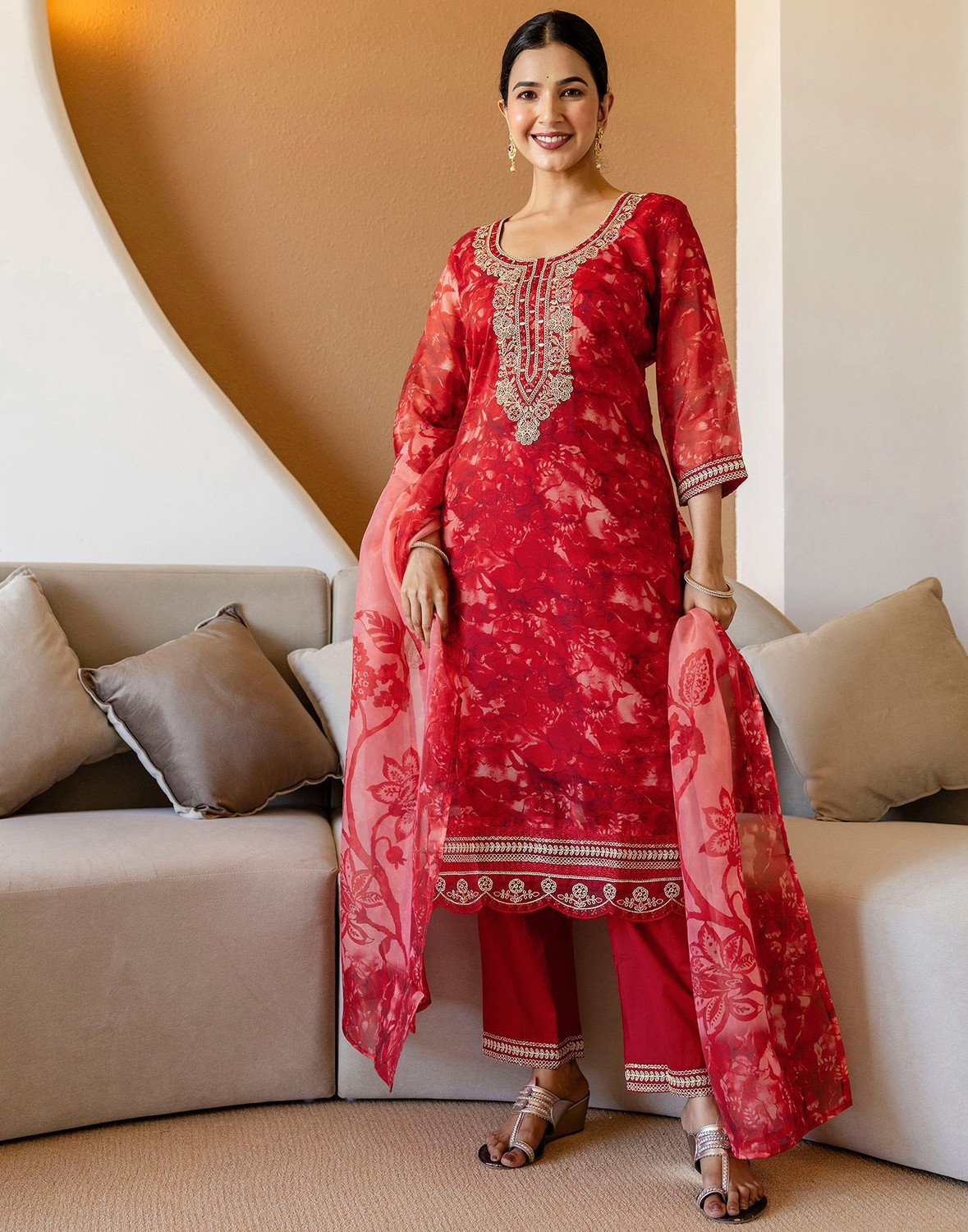 Image of Skylee Women Kurta Pant Dupatta Set