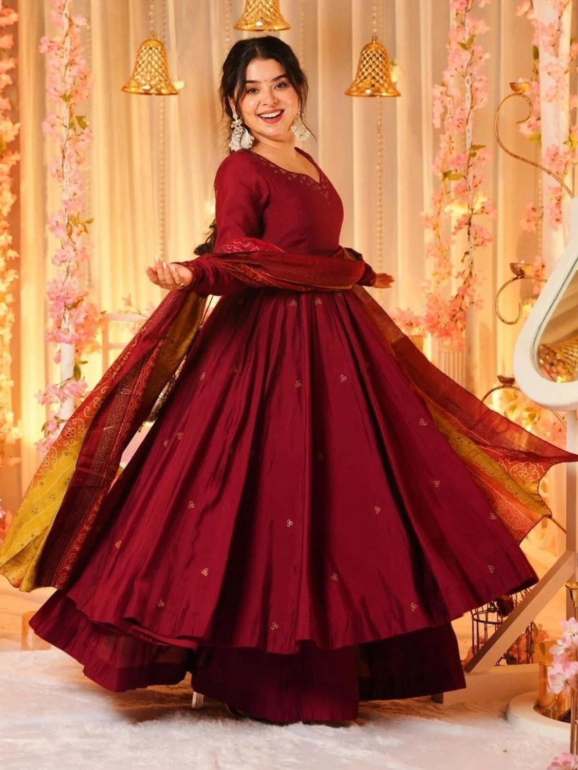 Image of PRASAANCREATION Women Kurta Pant Dupatta Set