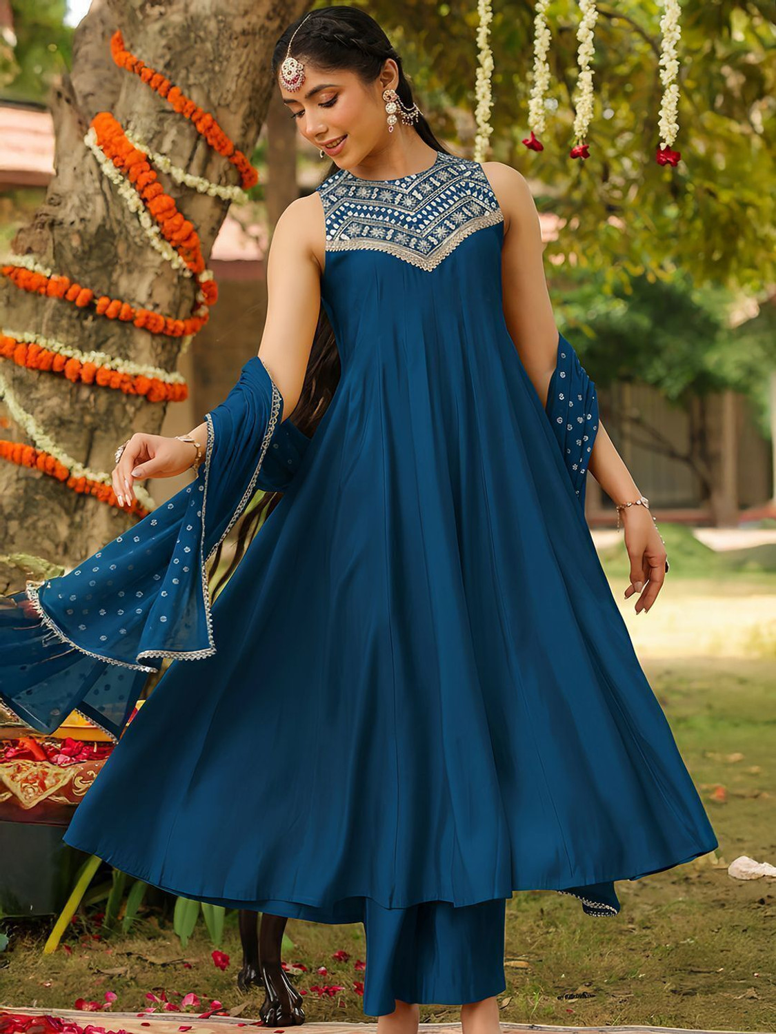 Image of Janasya Women Kurti Pant Dupatta Set