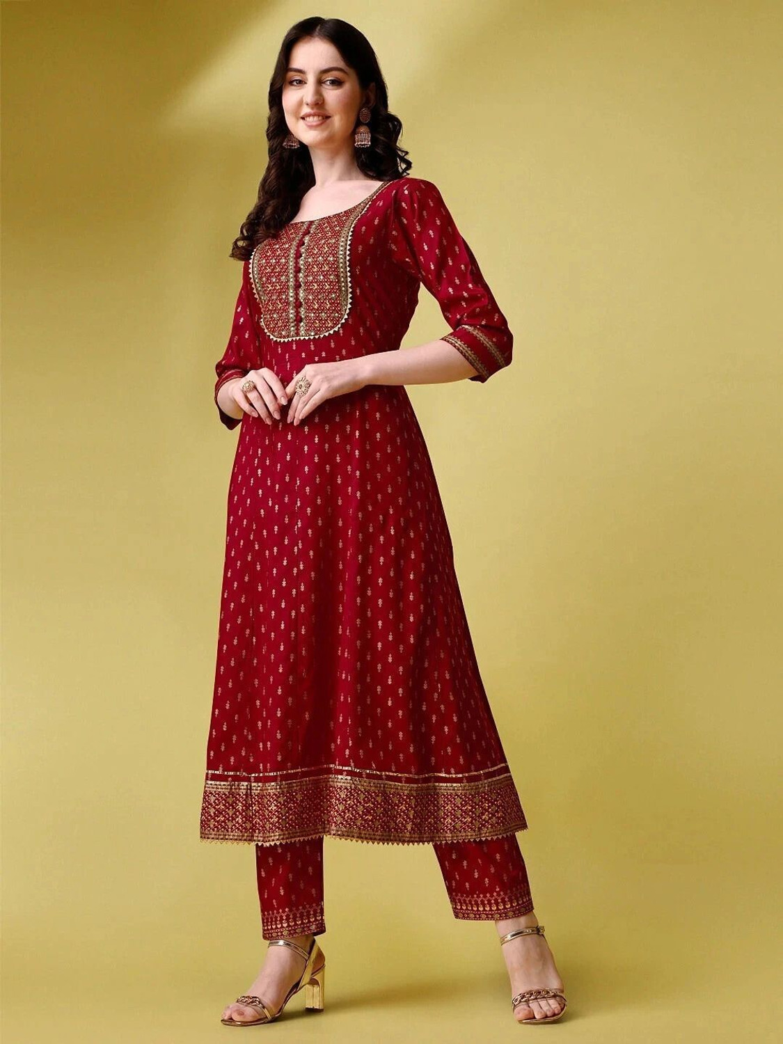 Image of HOUSE OF COMMON Printed Kurta, Trouser /Pant & Dupatta Set