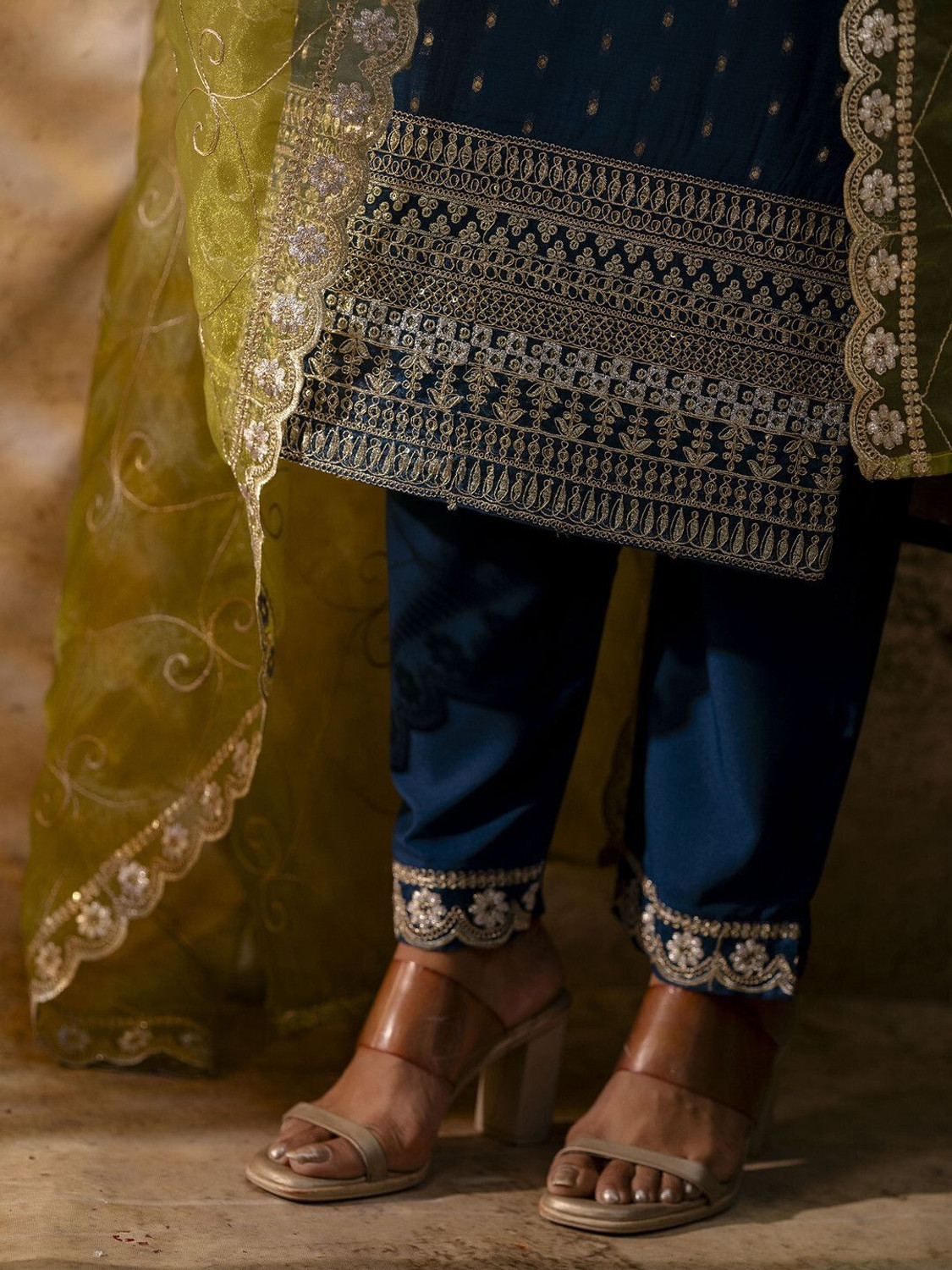 Image of VredeVogel Women Kurta Pant Dupatta Set