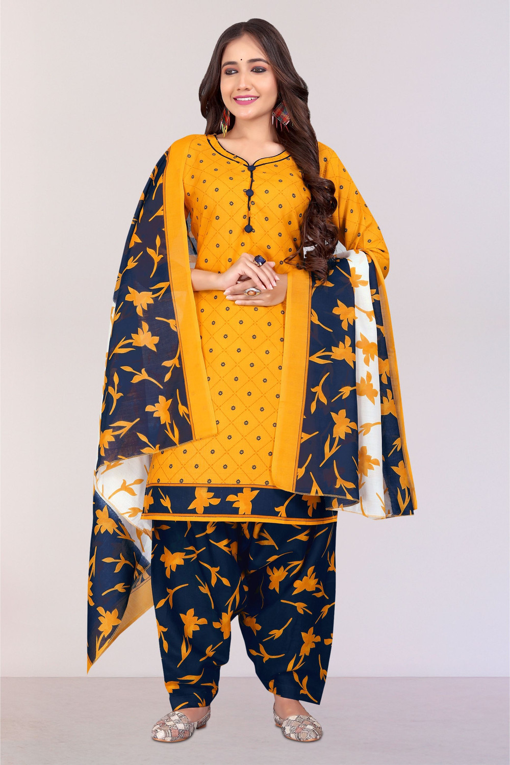 Image of Merira Women Kurta Patiala Dupatta Set