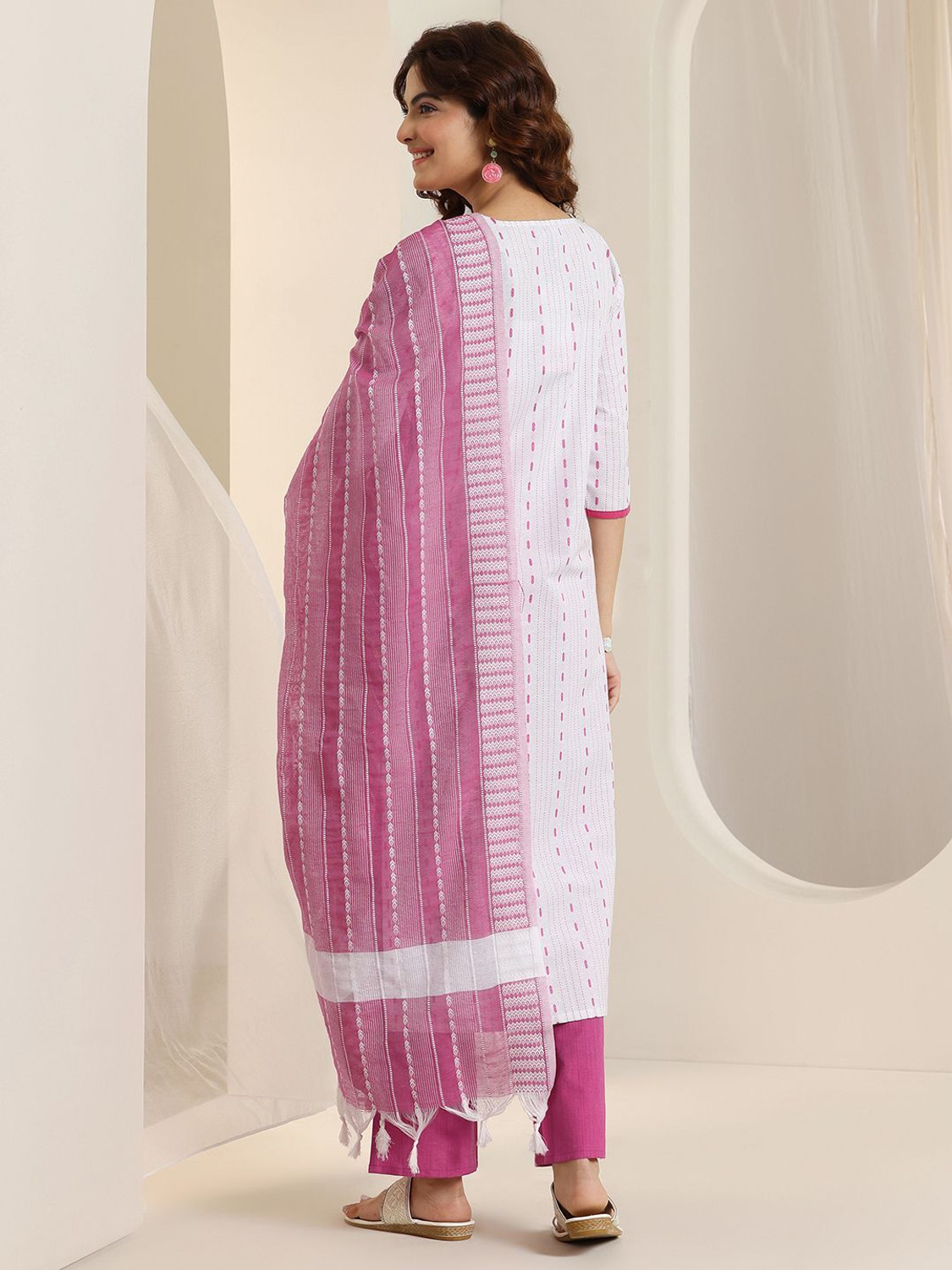 Image of LIBAS Women Kurta Pant Dupatta Set