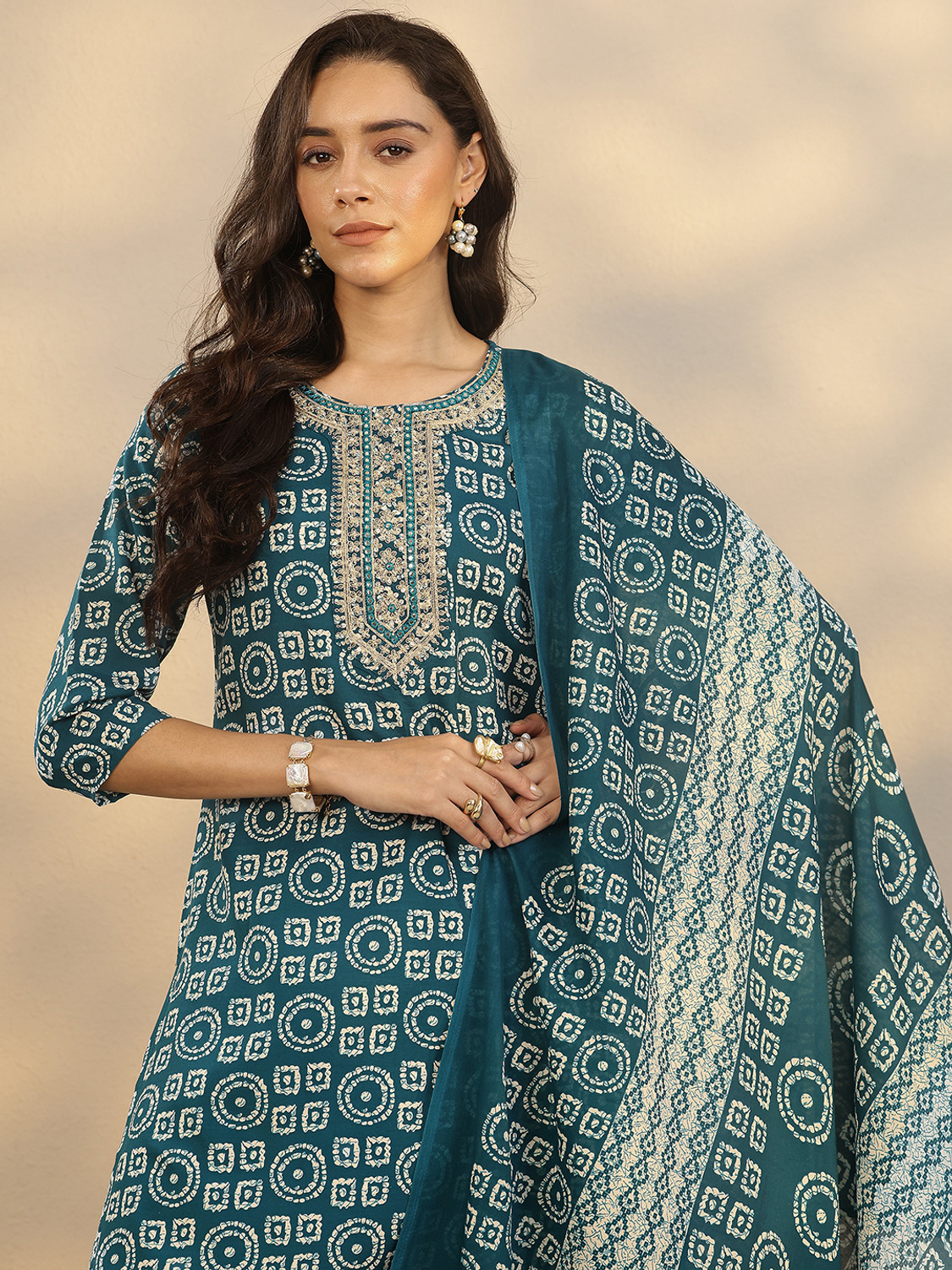 Image of LIBAS Women Kurta Pant Dupatta Set
