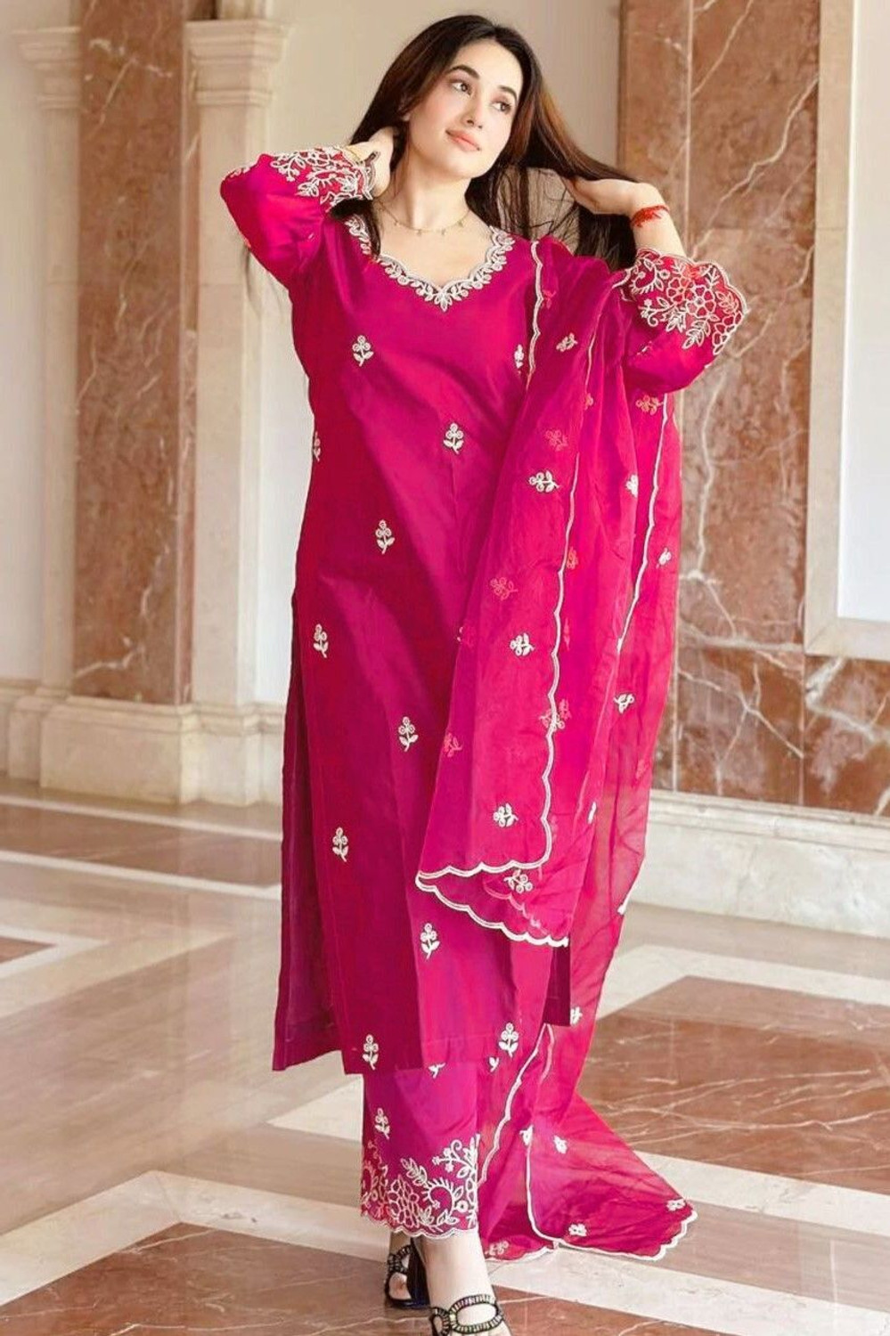 Image of fashionhyp Women Kurta Pant Dupatta Set