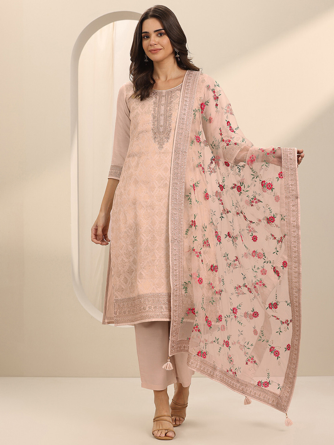 Image of LIBAS Women Kurta Pant Dupatta Set