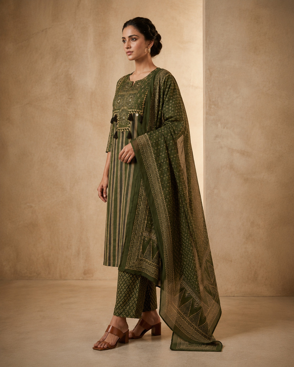 Image of S4K Women Kurta Pant Dupatta Set