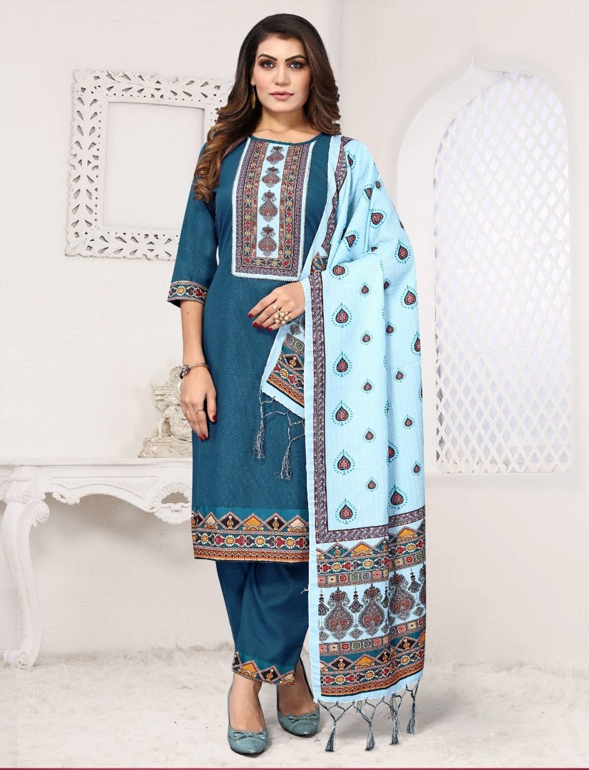 YAKHENTERPRISE Women Kurti Pant Dupatta Set