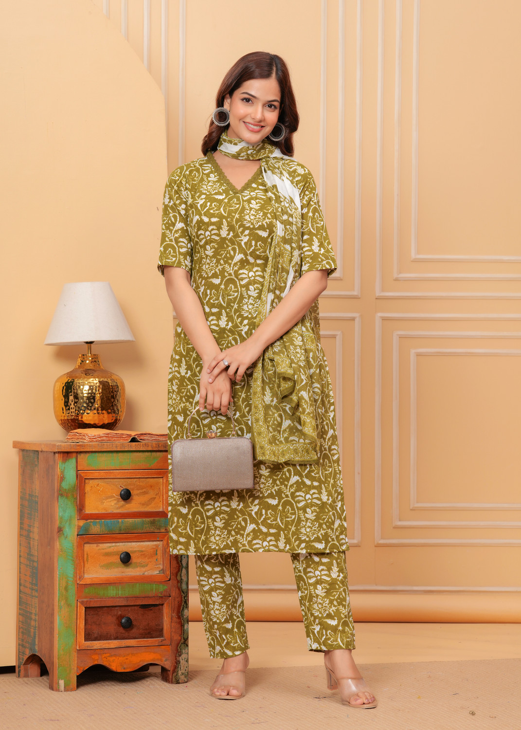 Image of Lamba Creations Women Kurti Pant Dupatta Set