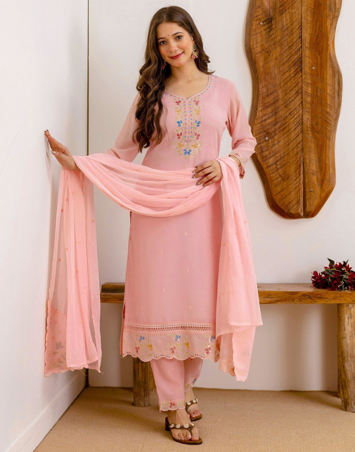 Image of Skylee Women Kurta Pant Dupatta Set