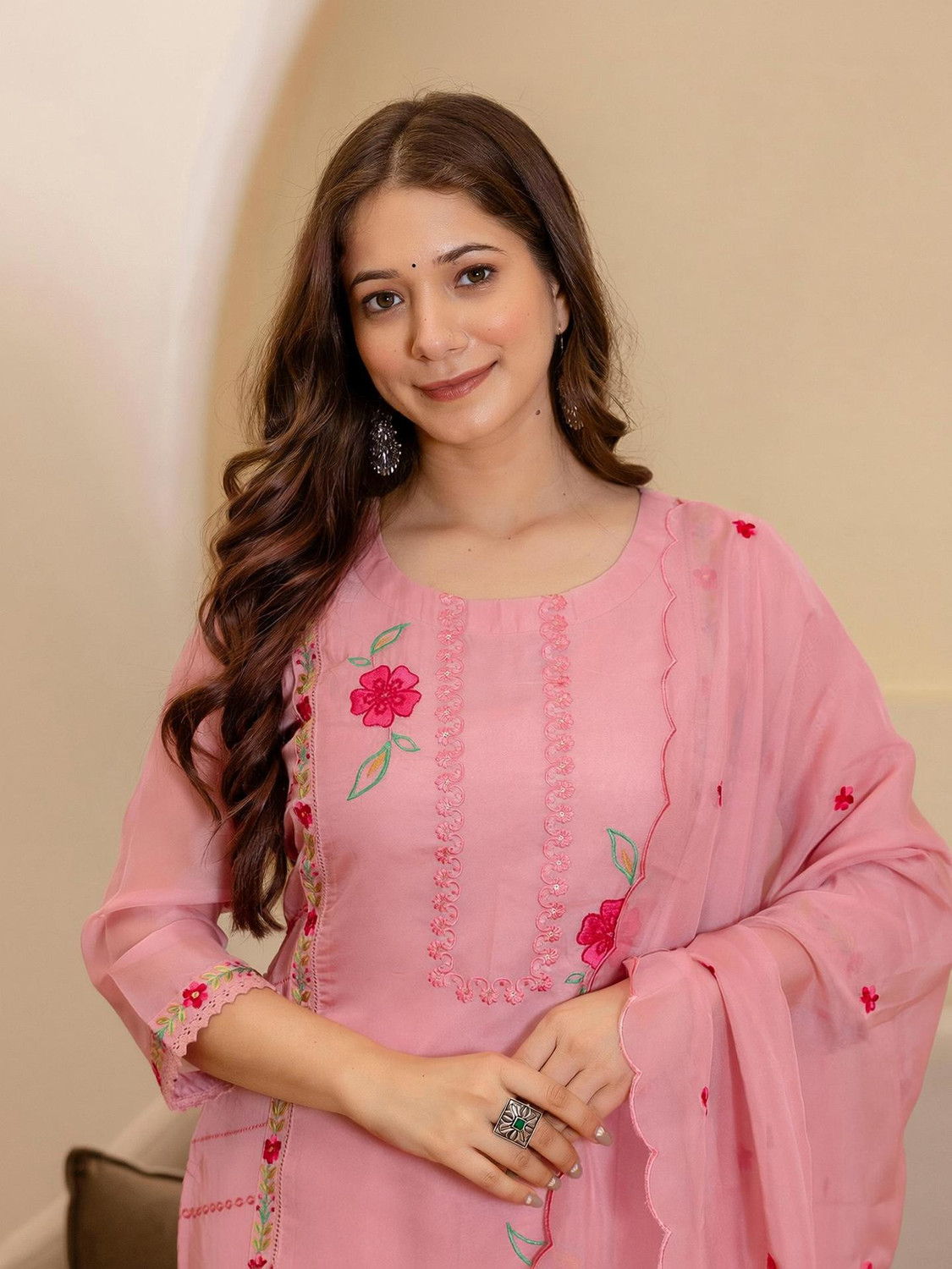 Image of Skylee Women Kurta Pant Dupatta Set