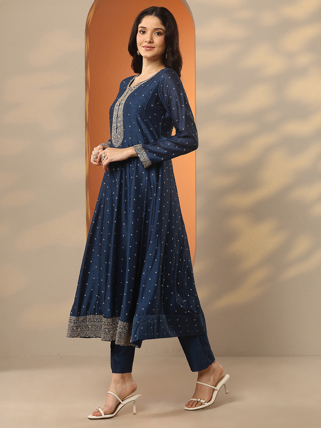 Image of LIBAS Women Kurta Pant Dupatta Set