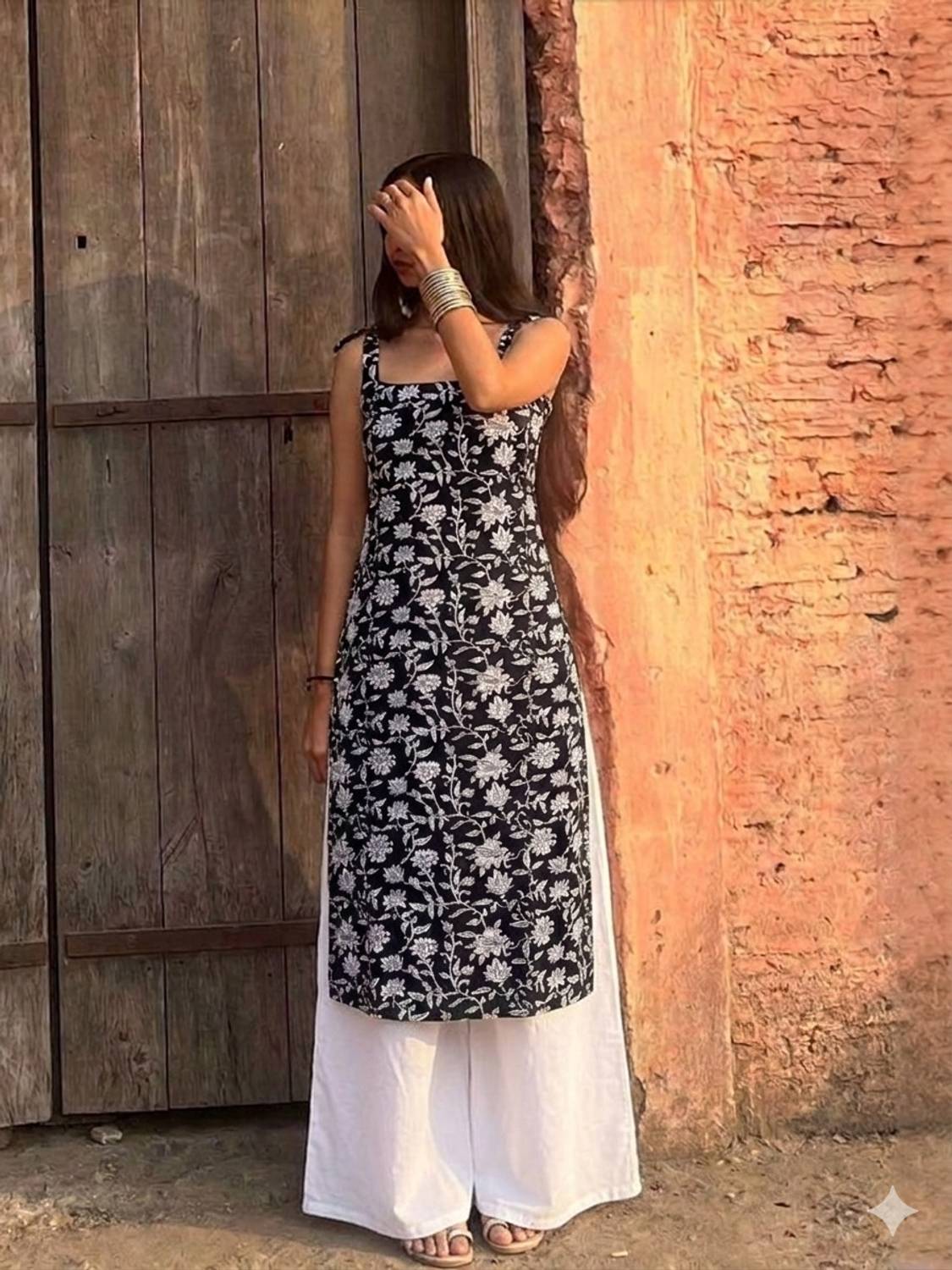Aimca Women Kurta Palazzo Set