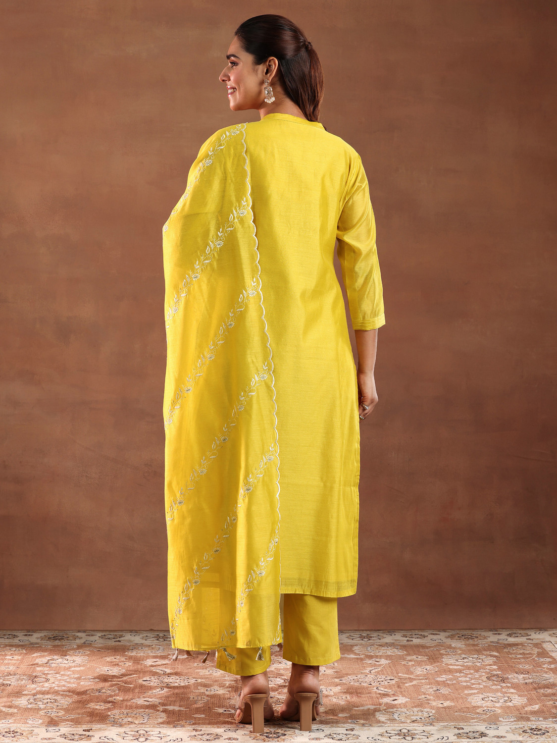 Image of LIBAS Women Kurta Pant Dupatta Set
