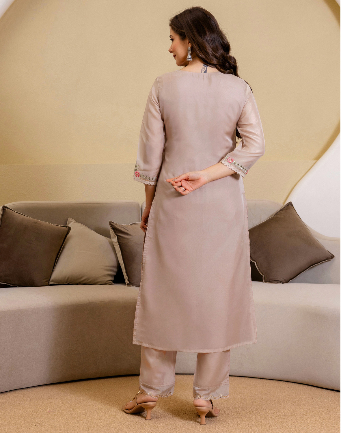 Image of Skylee Women Kurta Pant Dupatta Set