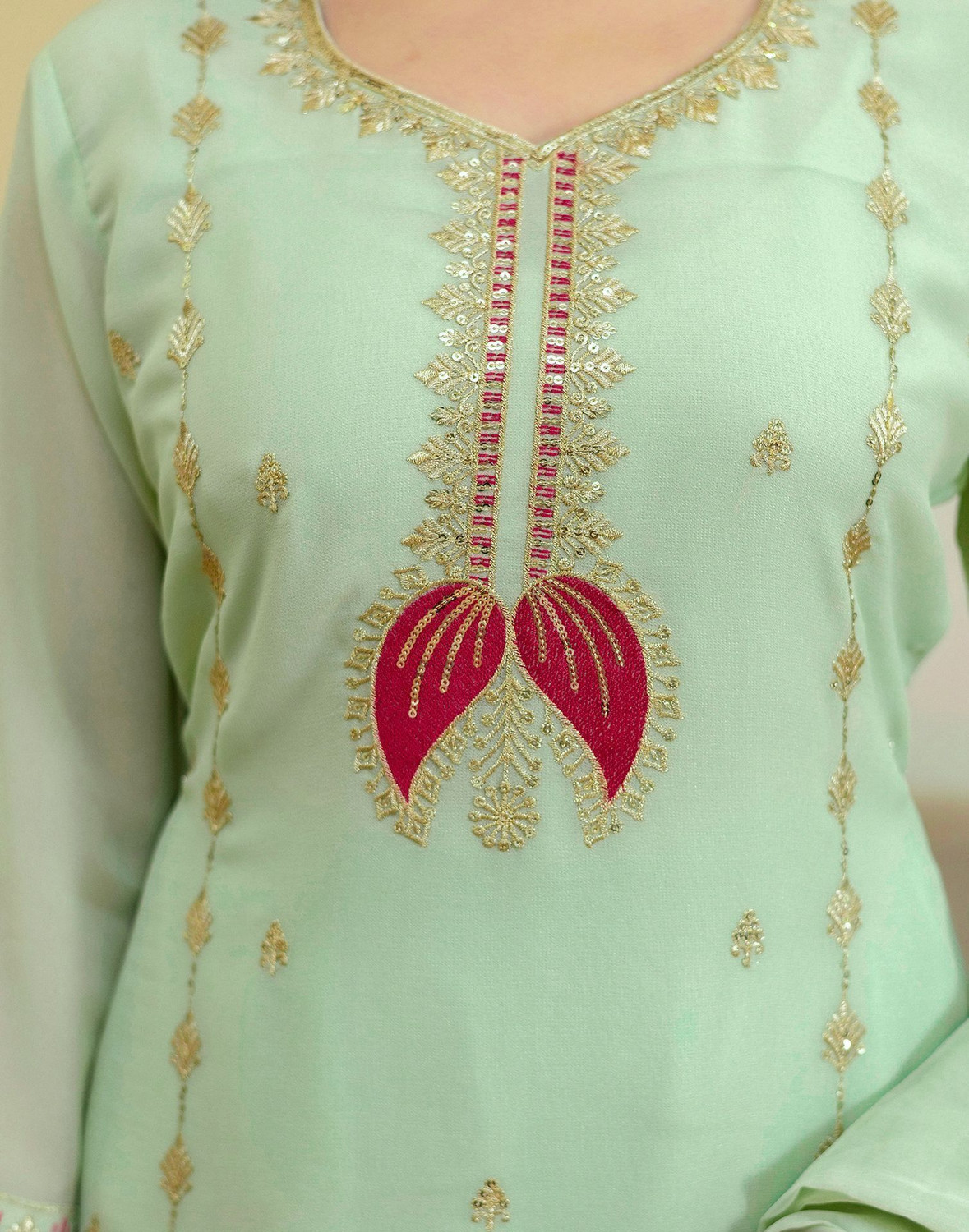 Image of Skylee Women Kurta Pant Dupatta Set