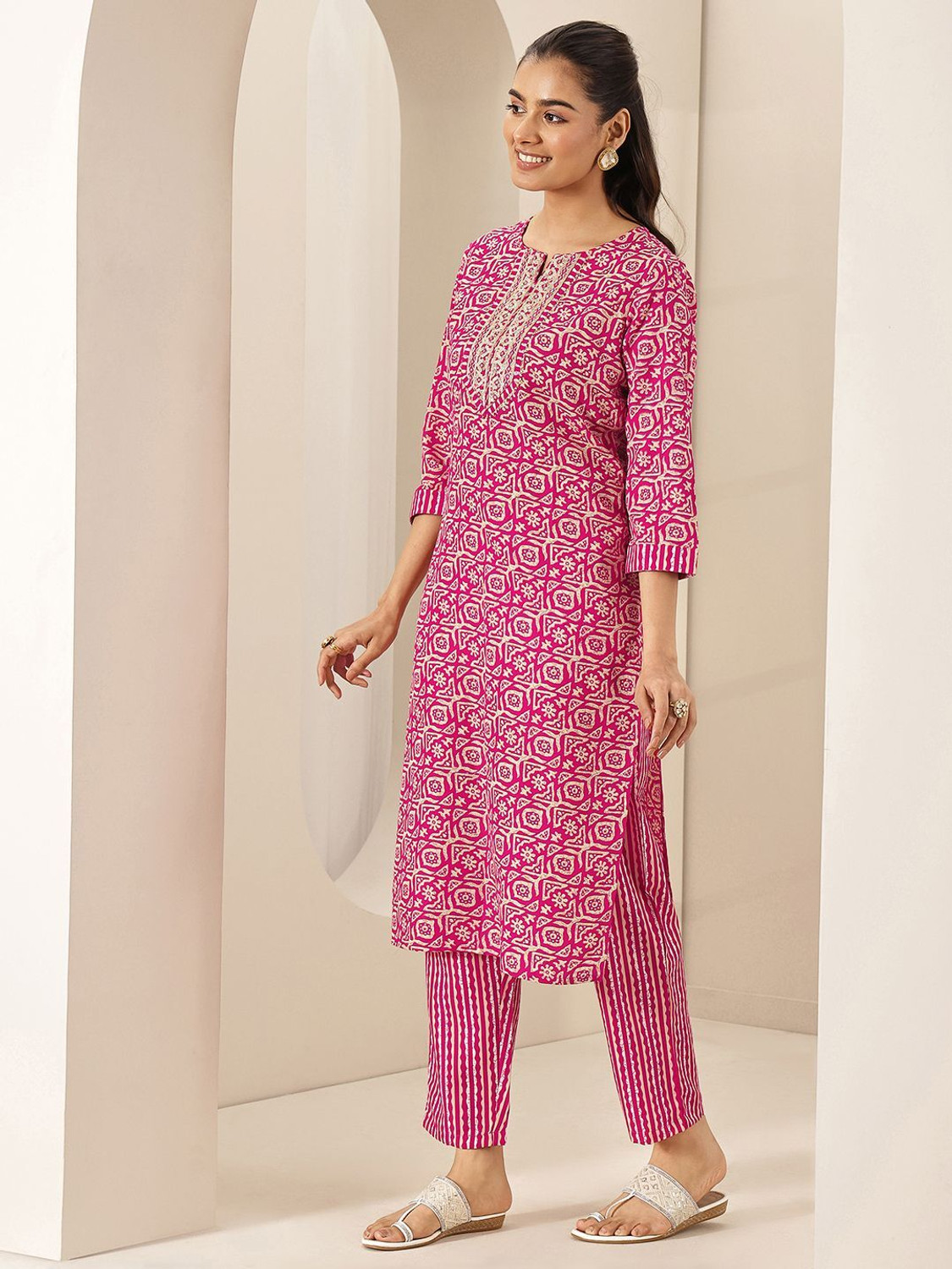 Image of LIBAS Women Kurta Pant Dupatta Set