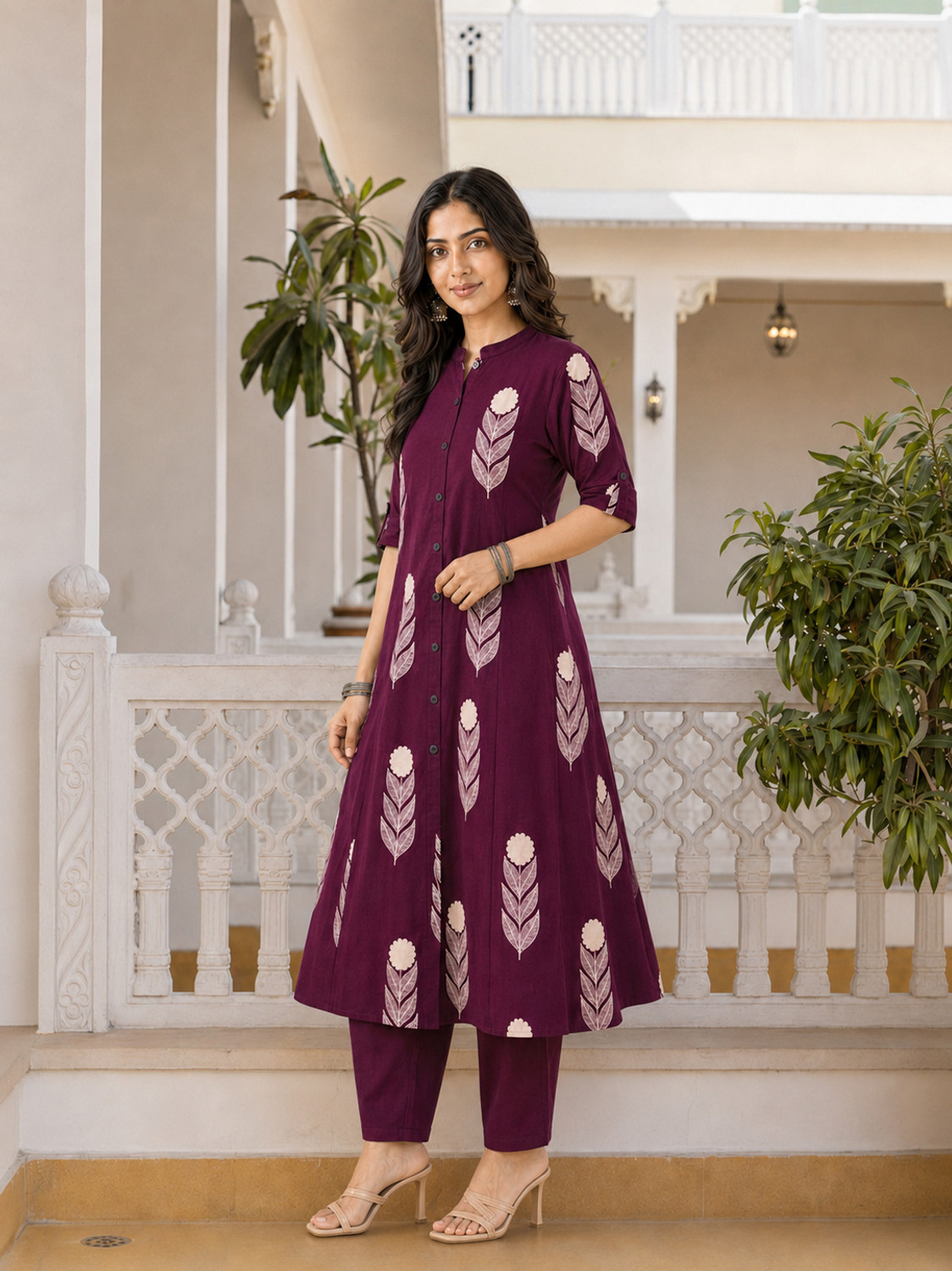 Image of VAANEEP Women Cotton Blend Kurta Pant Set