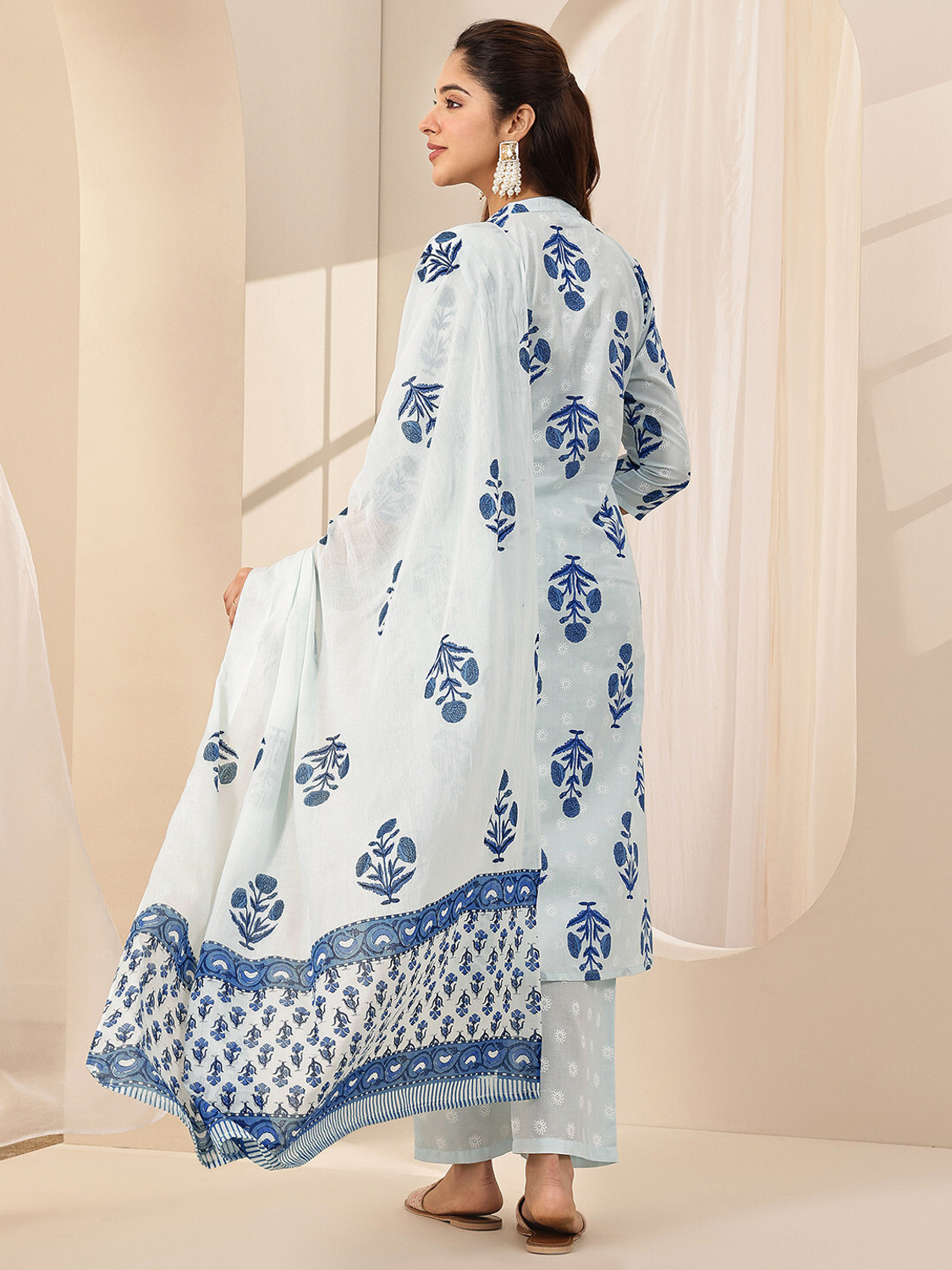 Image of LIBAS Women Kurta Pant Dupatta Set