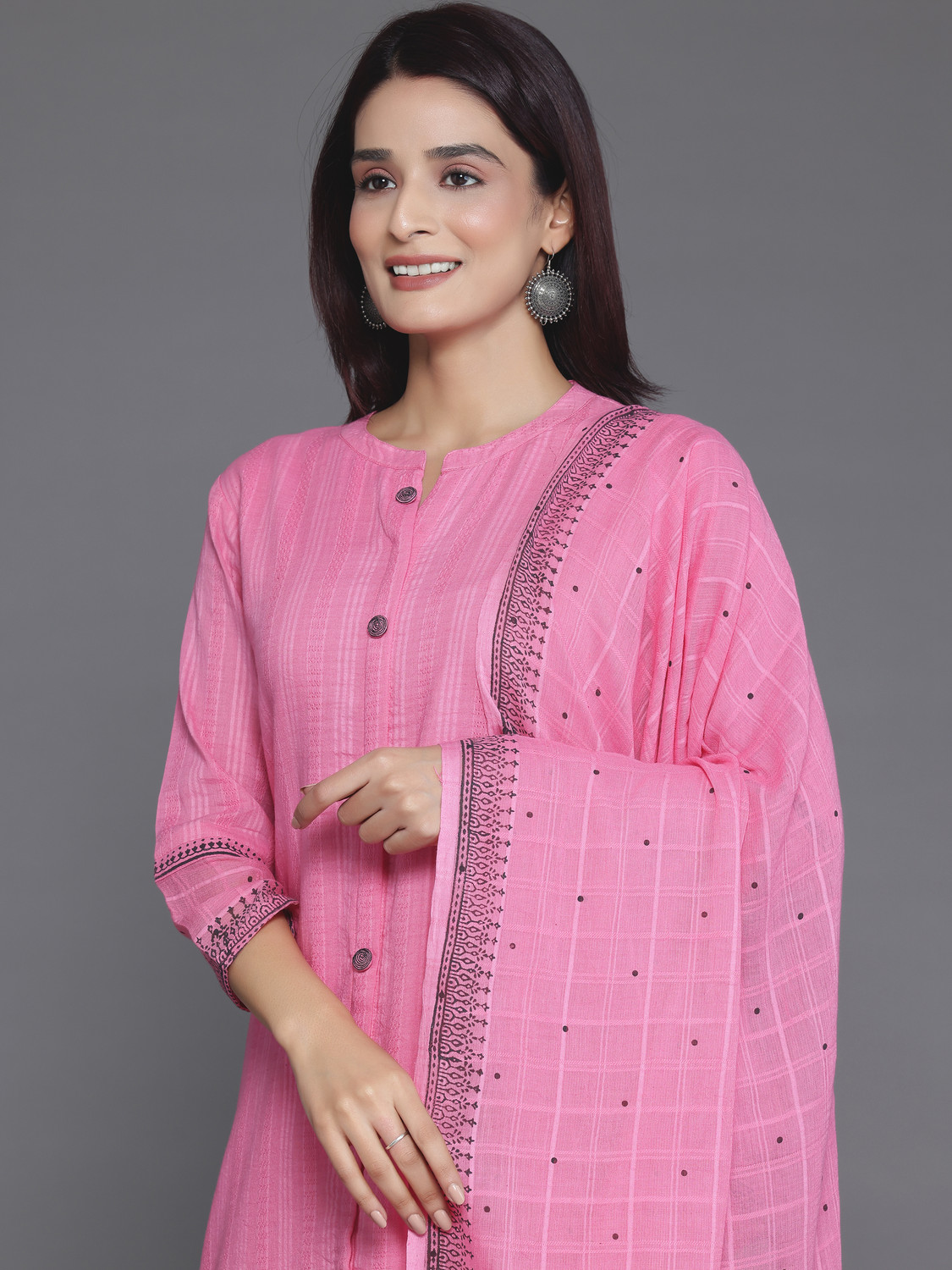 Image of LIBAS Women Kurta Pant Dupatta Set