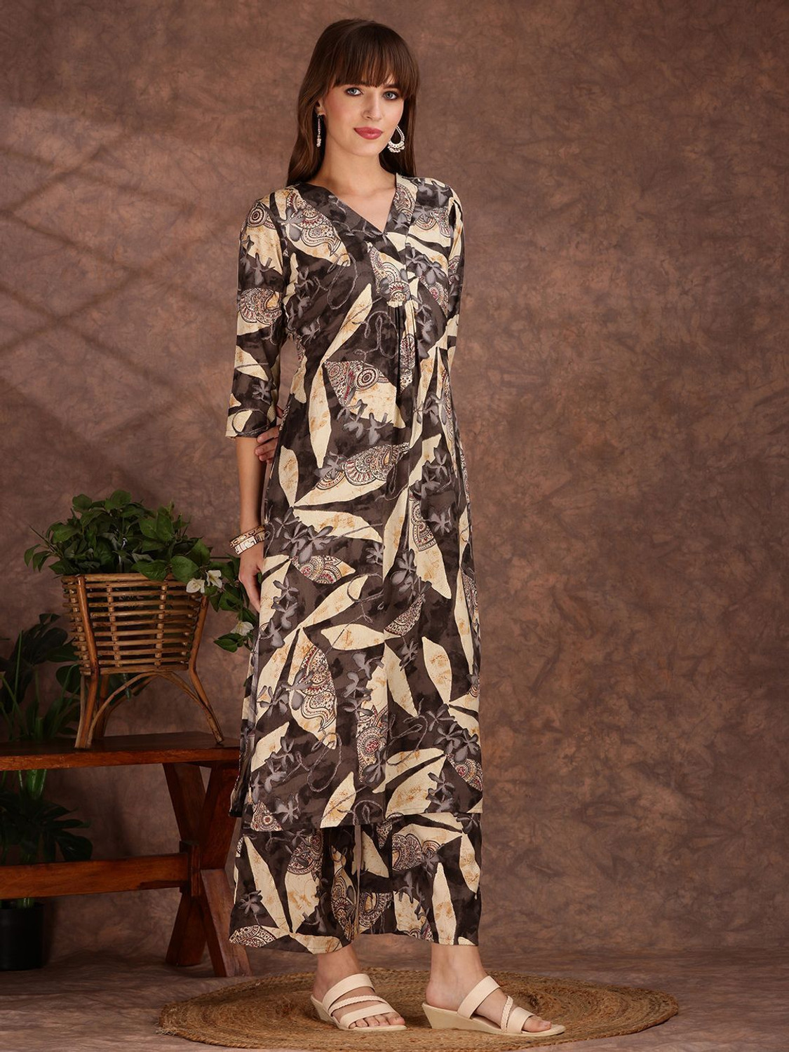 Image of berrylicious Women Kurta Palazzo Set