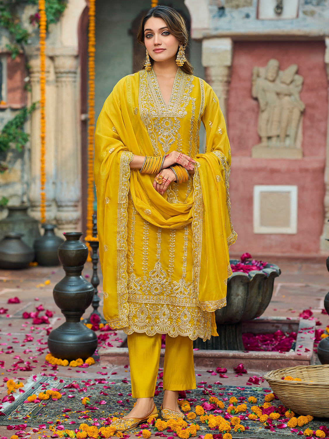 Image of Indo Era Women Kurta Pant Dupatta Set