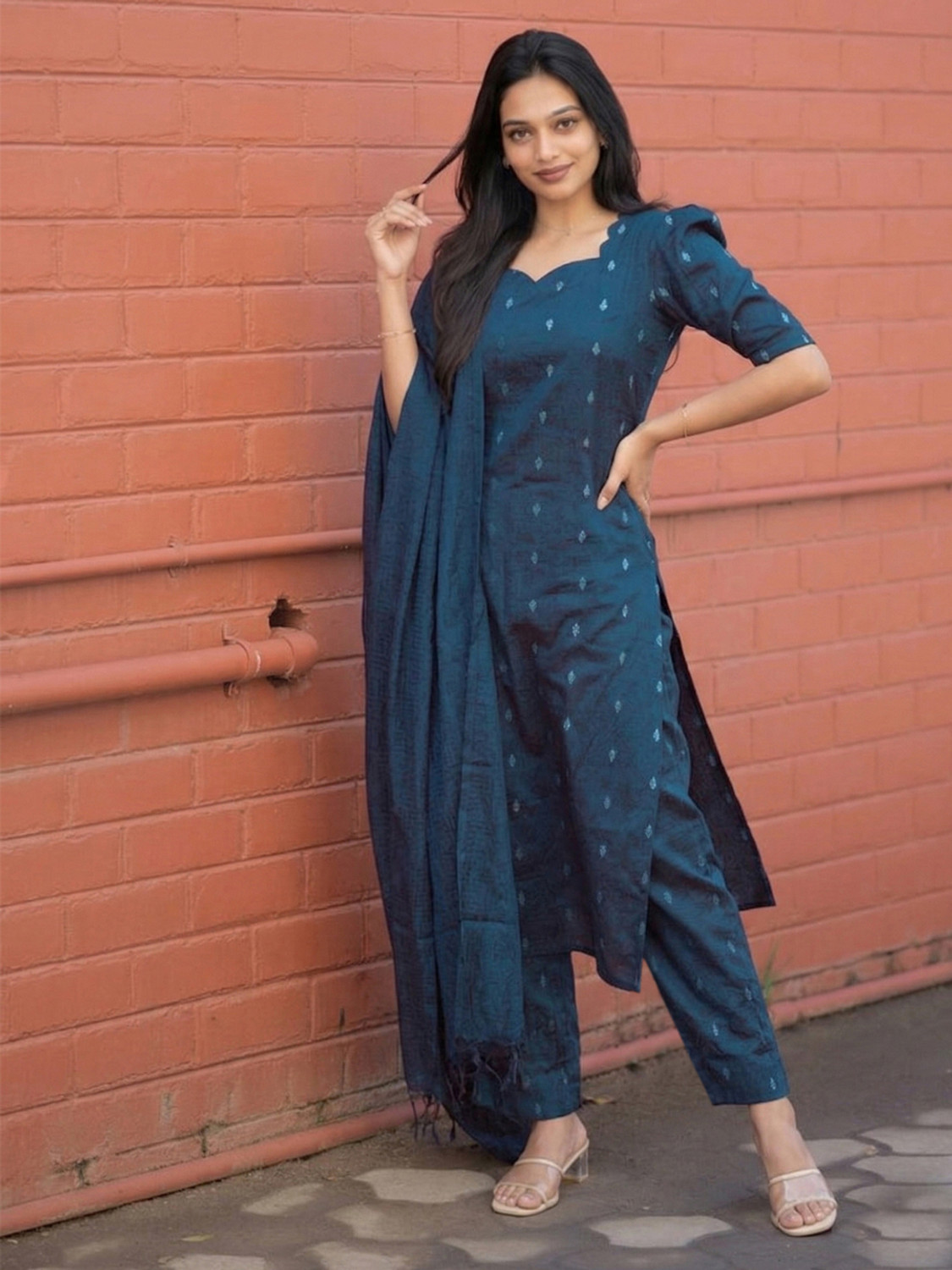 Image of Gosriki Women Kurta Pant Dupatta Set