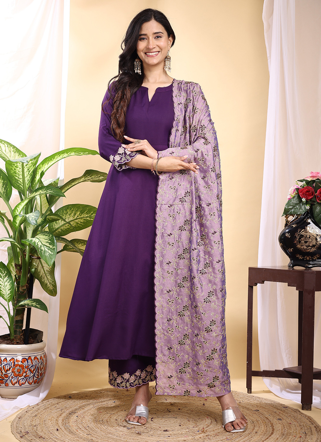 Image of Hirvanti Fashion Women Kurta Palazzo Dupatta Set