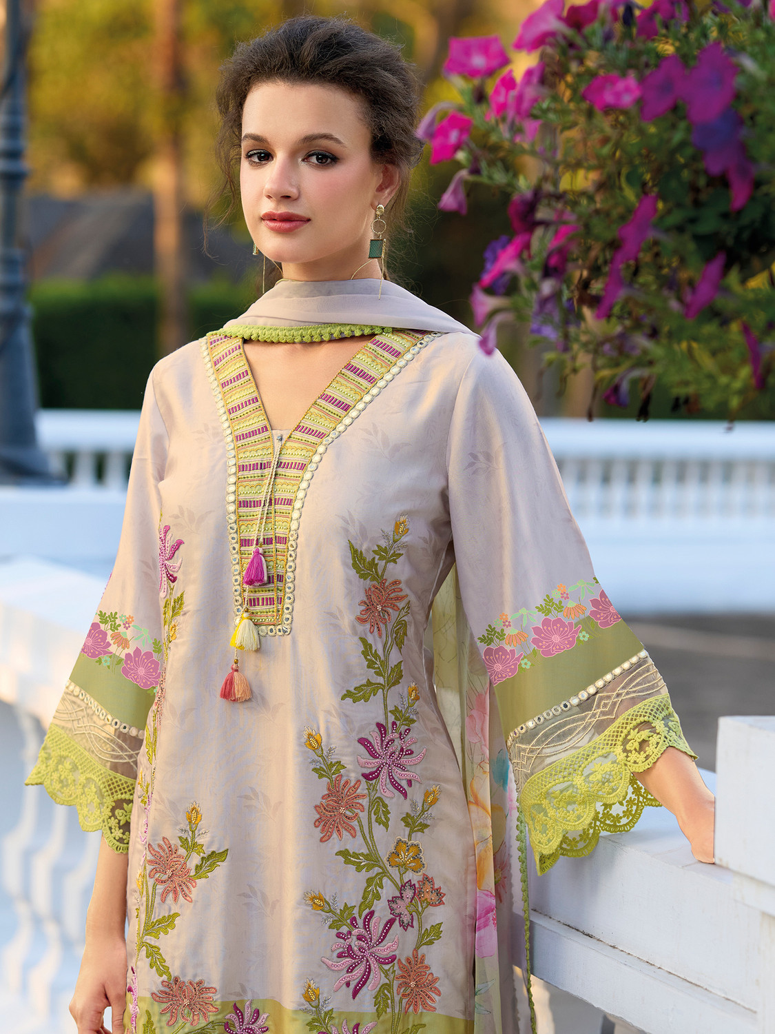 Image of Indo Era Women Kurta Pant Dupatta Set