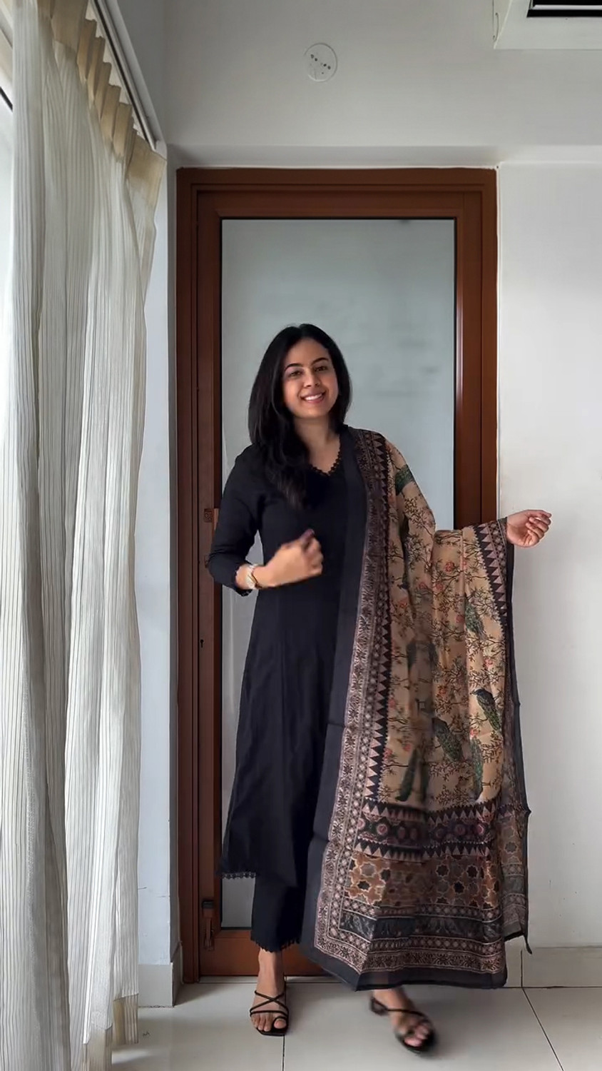 Image of Anni Designer Women Kurti Pant Dupatta Set